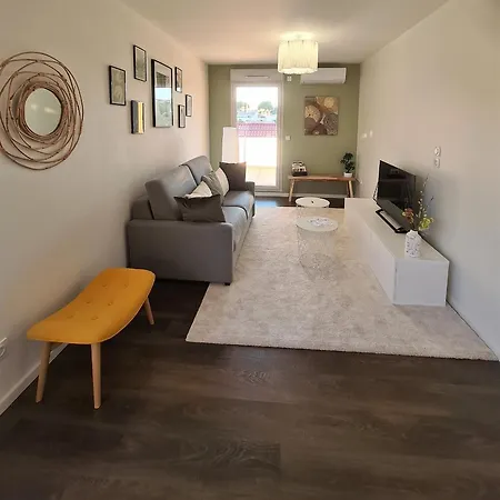 Magnifique Appartement Neuf Au Centre D'Istres Exterior photo